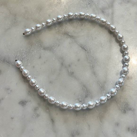 Headband Bundle (3) from Anthropologie: blush/nude, ivory leather and Pearl - Picture 4 of 4